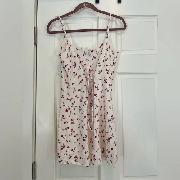 L.A Hearts White Purple Floral Mini Dress With Waist Cincher - Picture 3 of 3